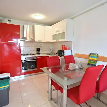 Zrinka 1 By Interhome * Omišalj